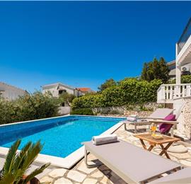 4 Bedroom Villa with Pool near Milna, Brac Island Sleeps 8 